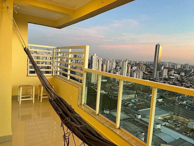 Moderno Flat com vista para o Parque Vaca Brava