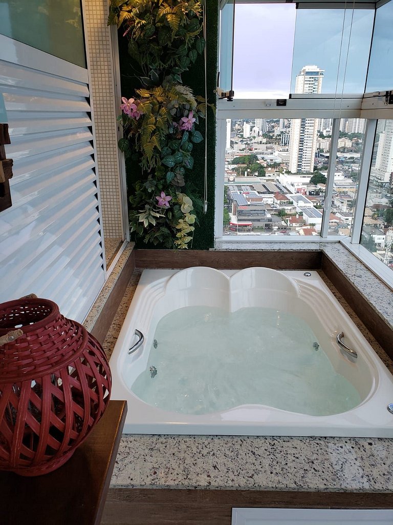 Banho de Lua - Jacuzzi com vista p/ Pq. Vaca Brava