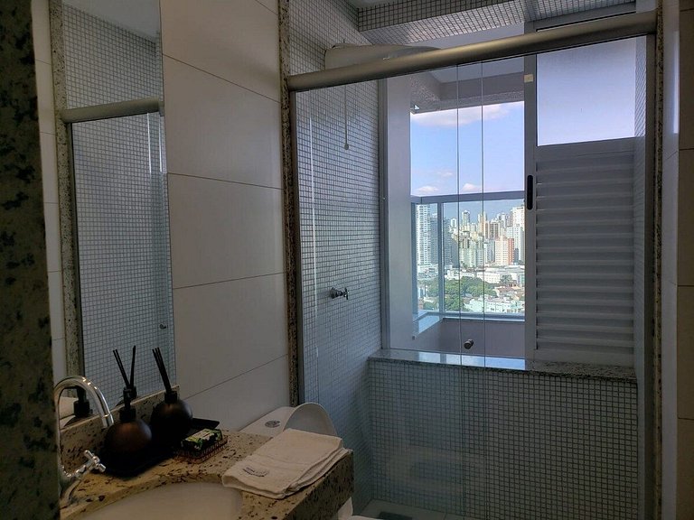 01 Qt.| 2 Hosp. | Linda Vista | Jacuzzi Privativa