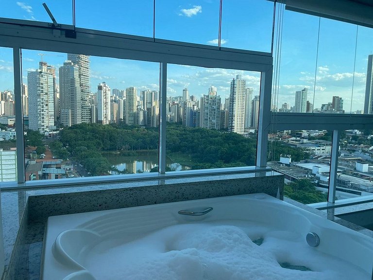 1 Qts.| 2 Hósp. | Jacuzzi na varanda | Linda vista