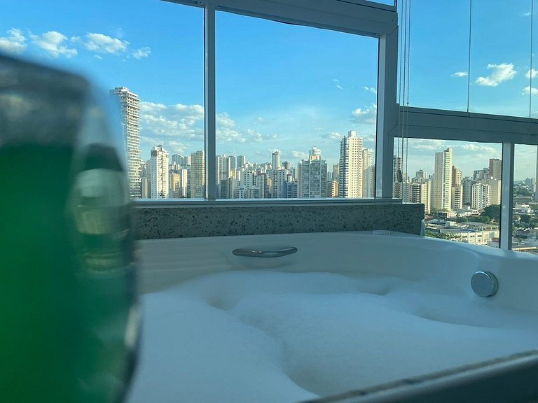 1 Qts.| 2 Hósp. | Jacuzzi na varanda | Linda vista