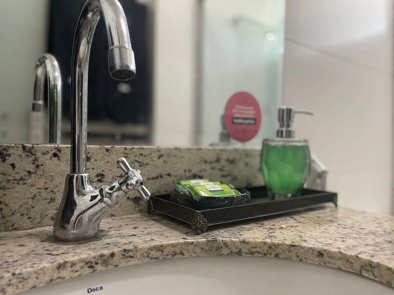 1 Qt.| 2 Hósp. | Jacuzzi na varanda | Linda vista