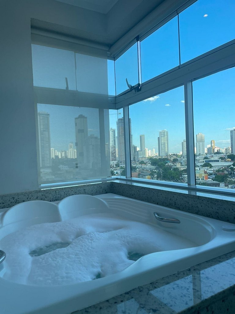 1 Qts.| 2 Hósp. | Jacuzzi na varanda | Linda vista