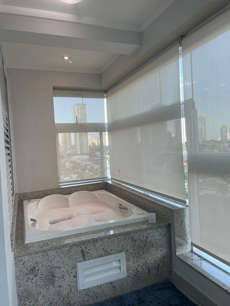 1 Qts.| 2 Hósp. | Jacuzzi na varanda | Linda vista