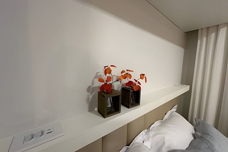 Moderno Flat com Jacuzzi no Pq. Vaca Brava