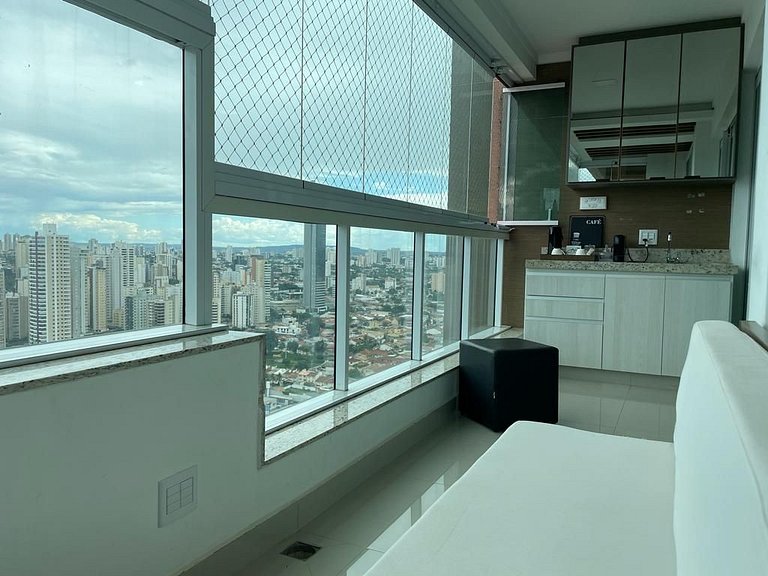 Flat Moderno com vista para o Pq. Vaca Brava-Bueno