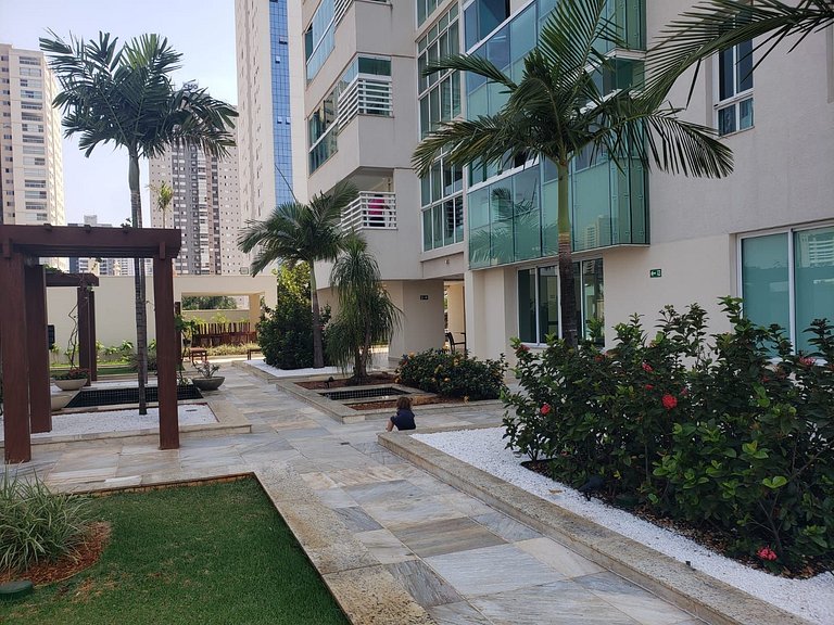 Flat Moderno com vista para o Pq. Vaca Brava-Bueno
