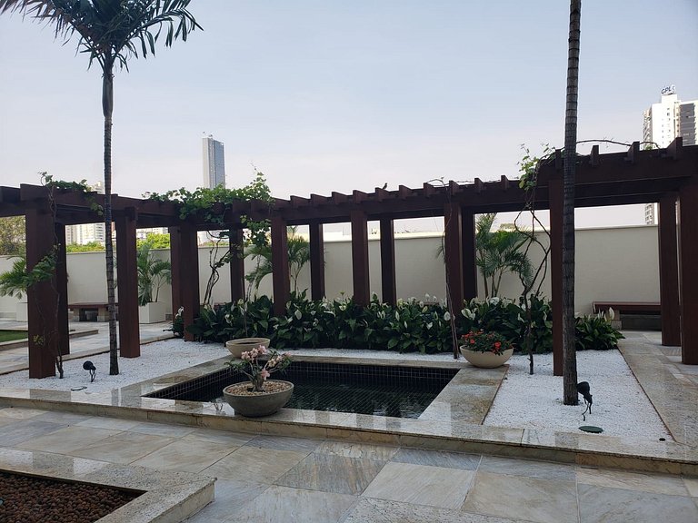 Flat Moderno com vista para o Pq. Vaca Brava-Bueno