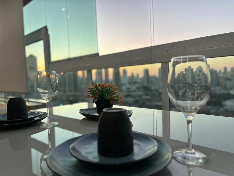 1 Qt.| 2 Hósp. | Banheira privativa | Linda vista