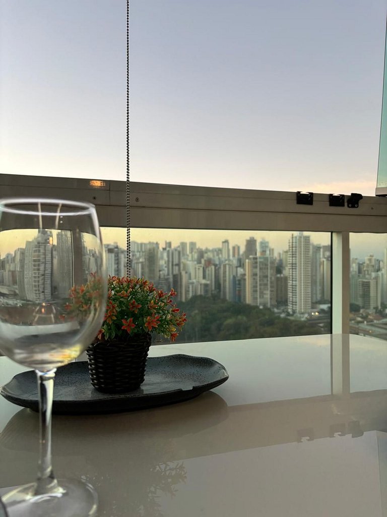 1 Qt.| 2 Hósp. | Banheira privativa | Linda vista