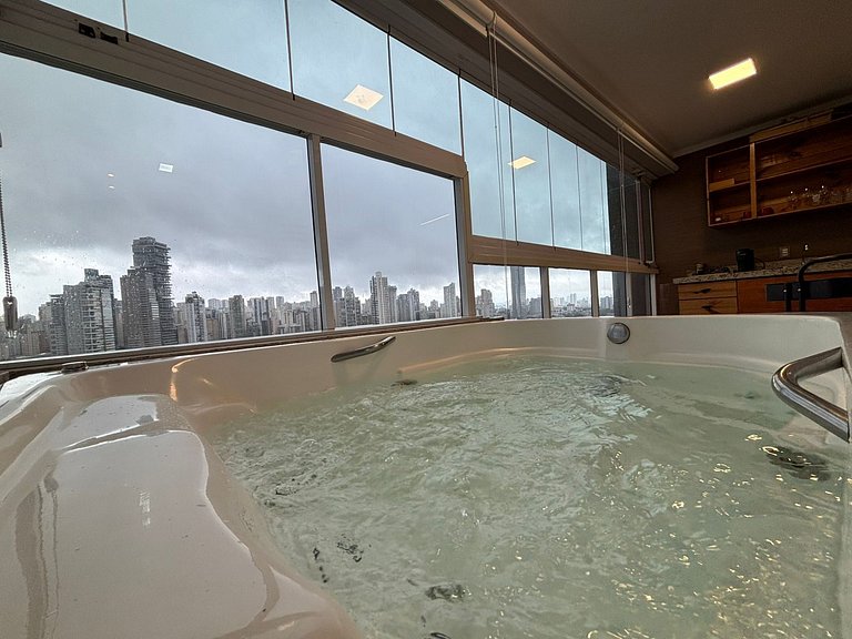 01 Qt.| 2 Hosp. | Linda Vista | Jacuzzi Privativa