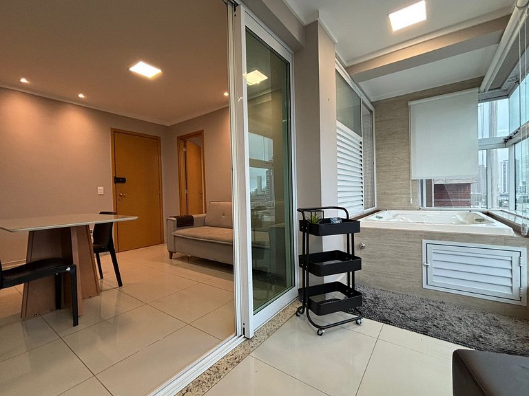 01 Qt.| 2 Hosp. | Linda Vista | Jacuzzi Privativa