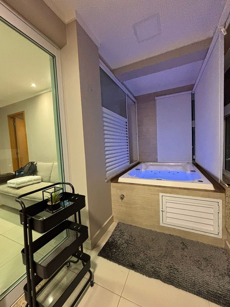 01 Qt.| 2 Hosp. | Linda Vista | Jacuzzi Privativa