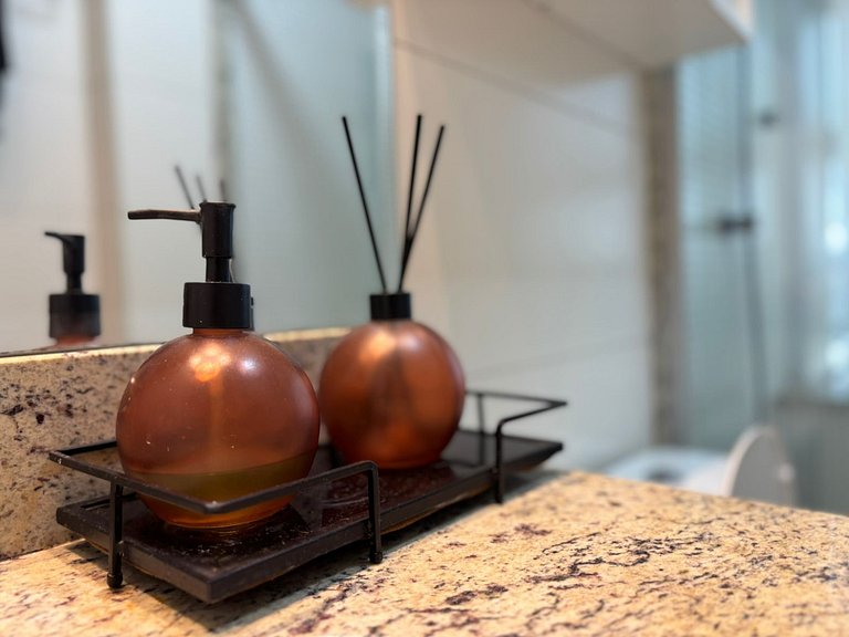 01 Qt.| 2 Hosp. | Linda Vista | Jacuzzi Privativa